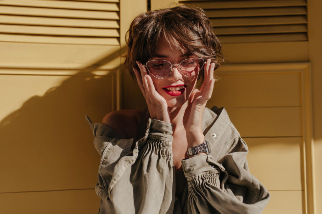 Okulary Burberry są znane na całym świecie ze swojego unikatowego stylu i wysokiej jakości.